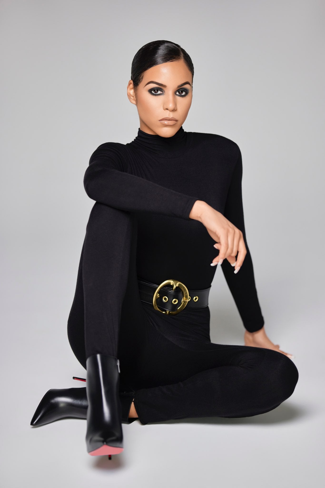SIGNATURE ESSENTIALS – Sergio Hudson