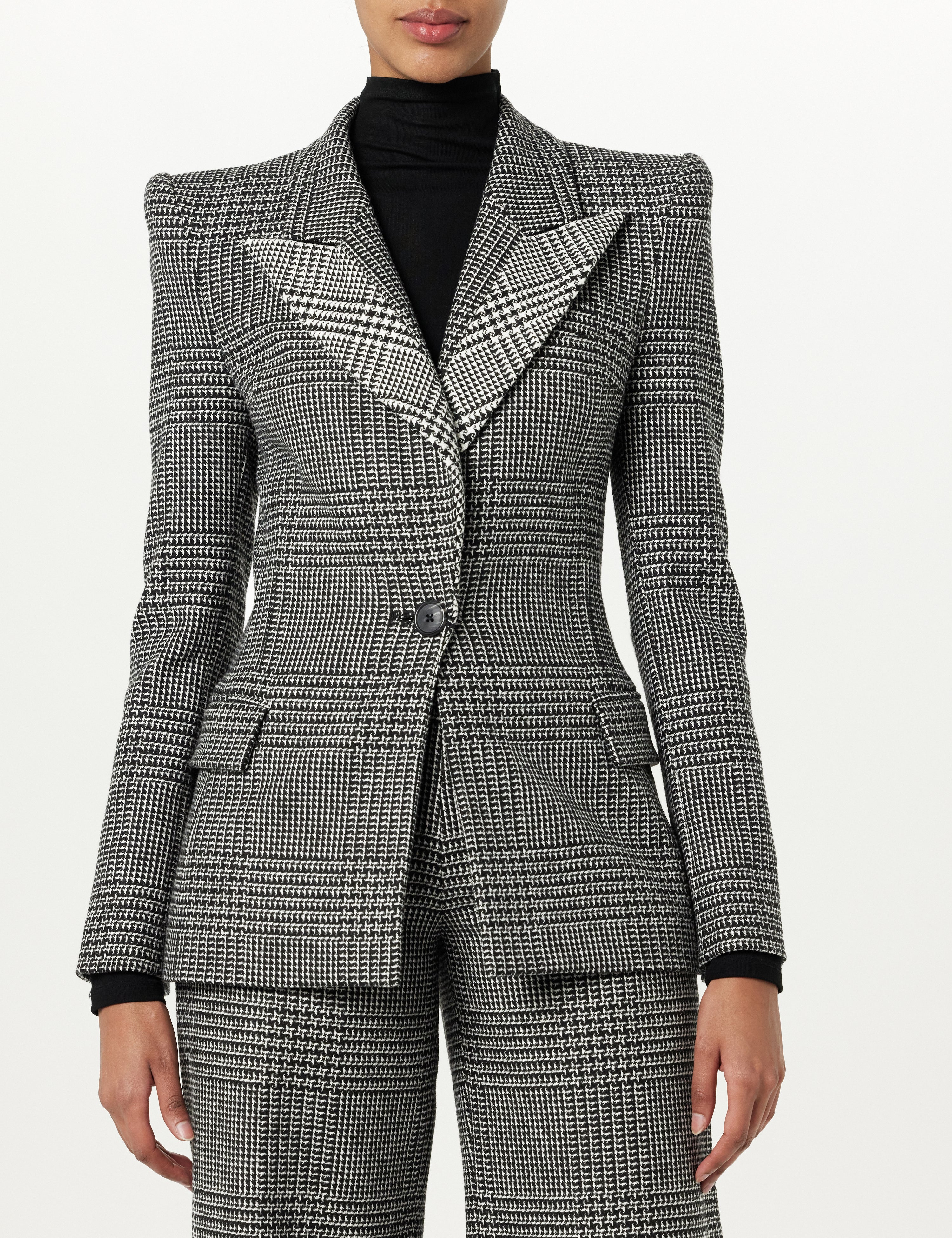 Seamed Lapel Blazer