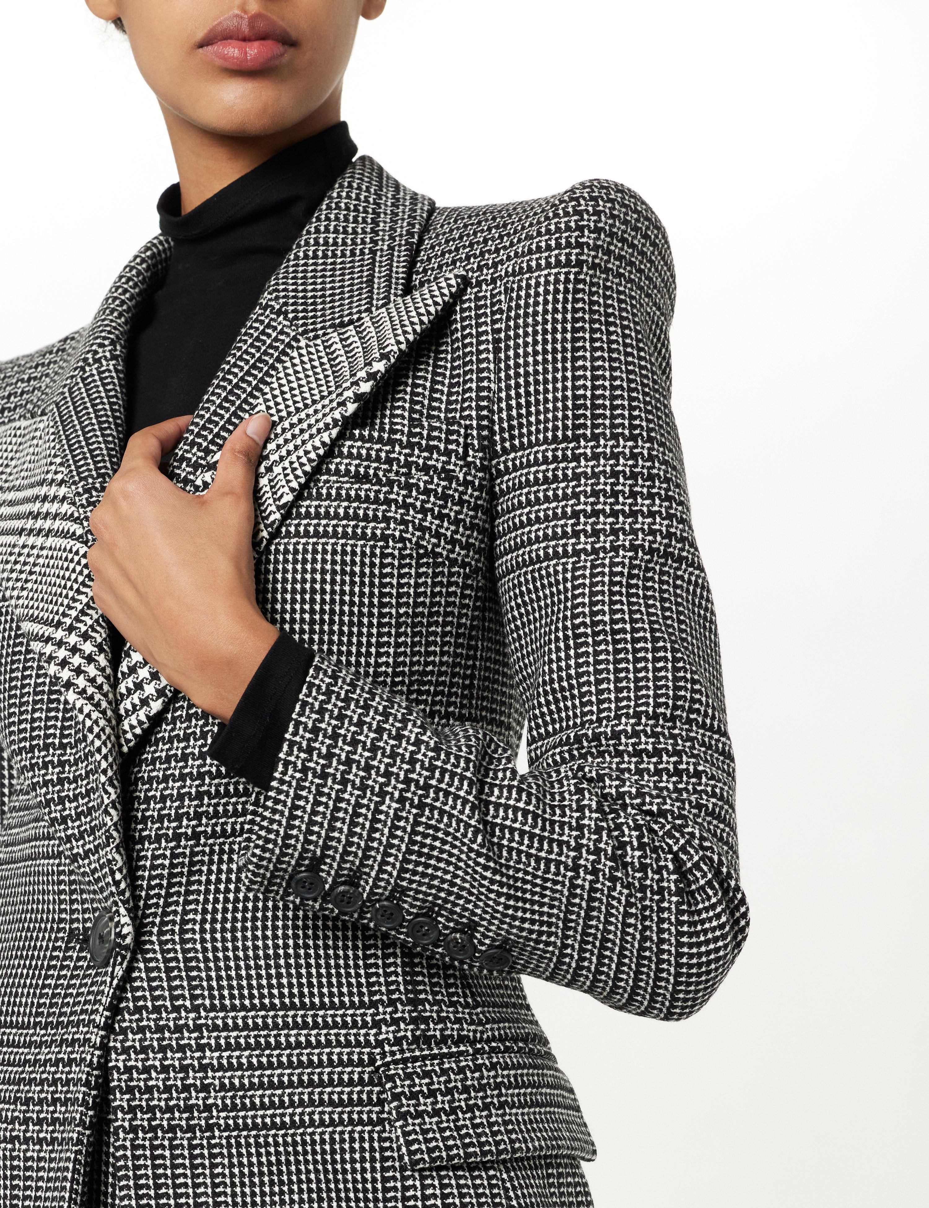 Seamed Lapel Blazer