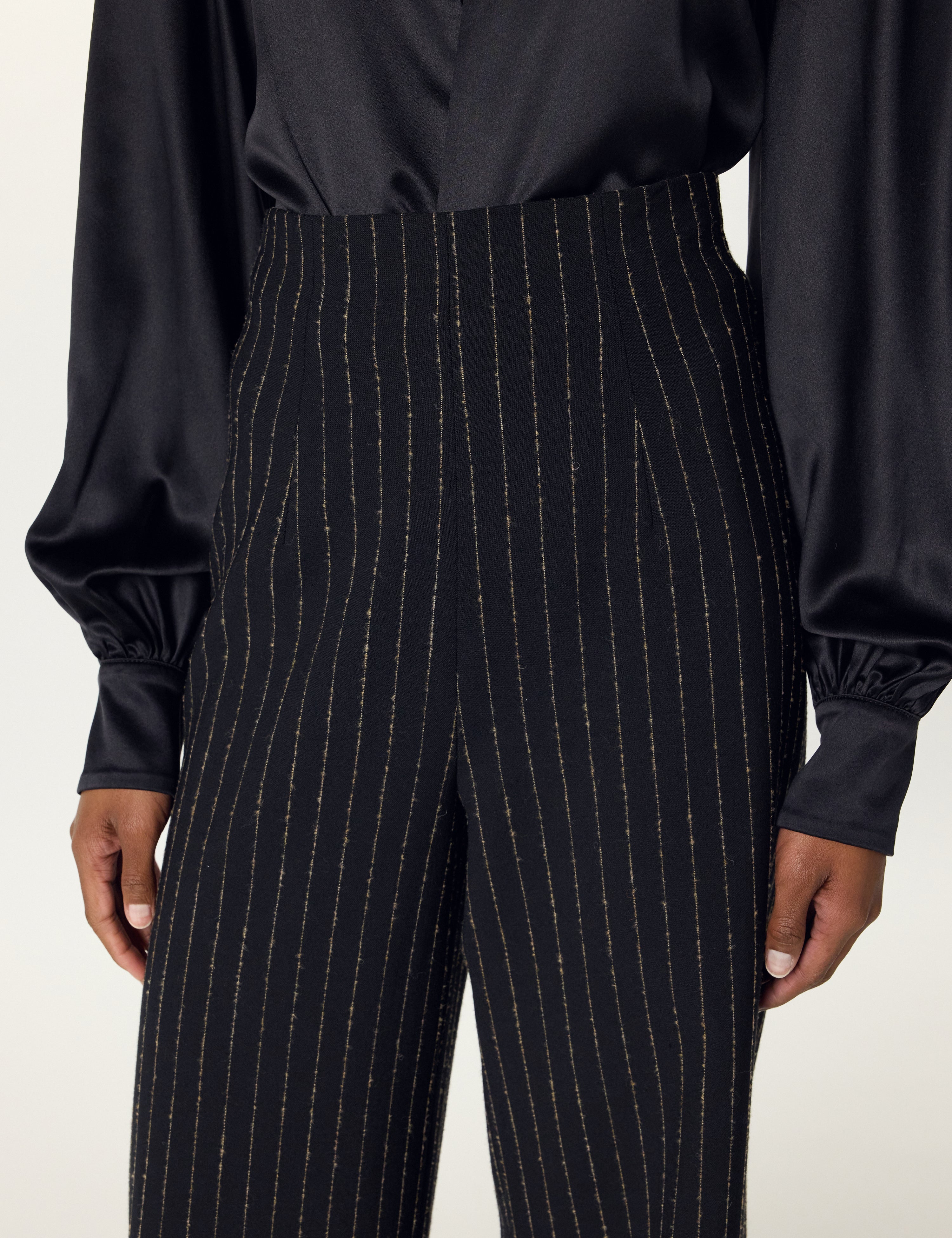 Pin Stripe Signature Pant