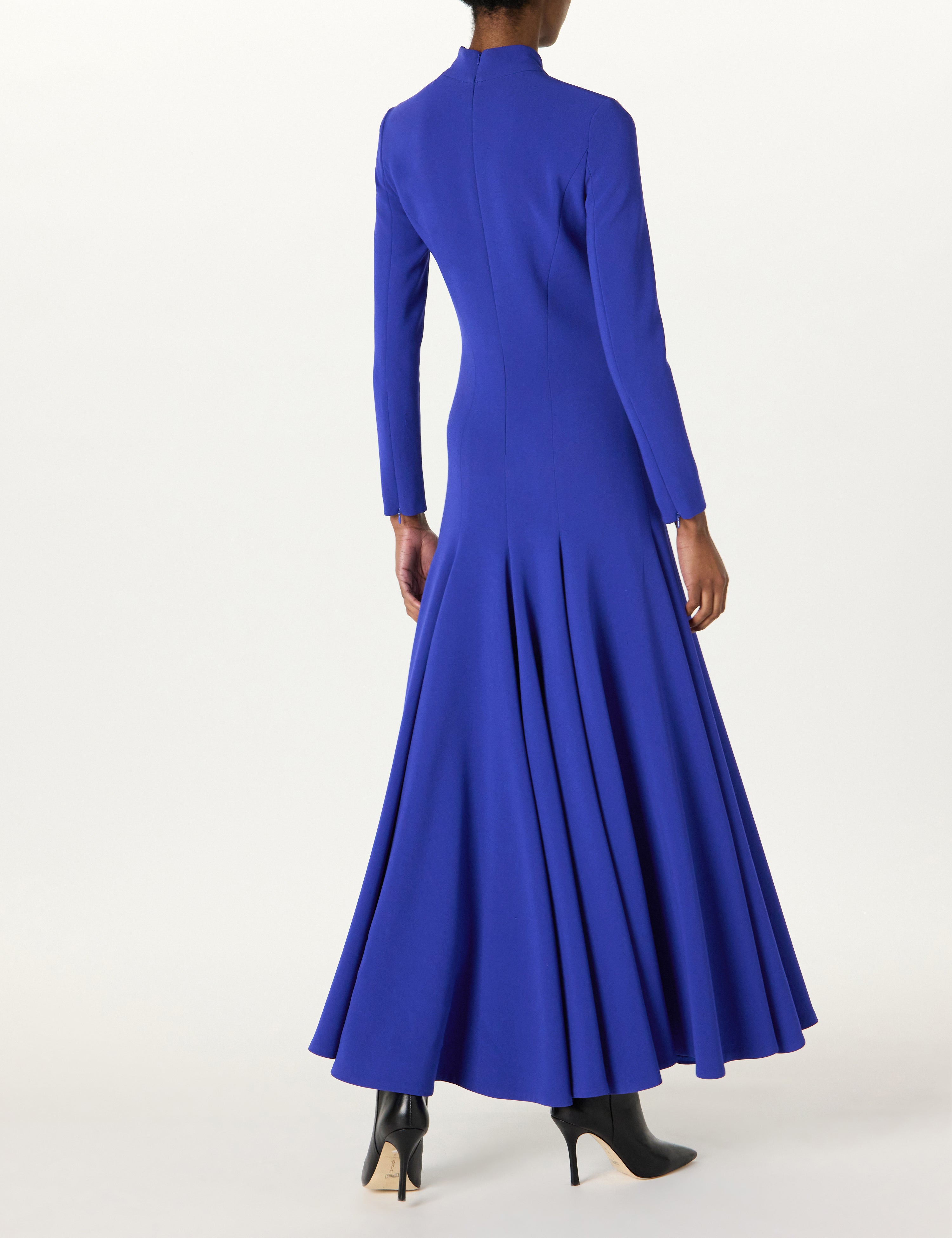 Mock Neck Slim Dress w/ Sweep