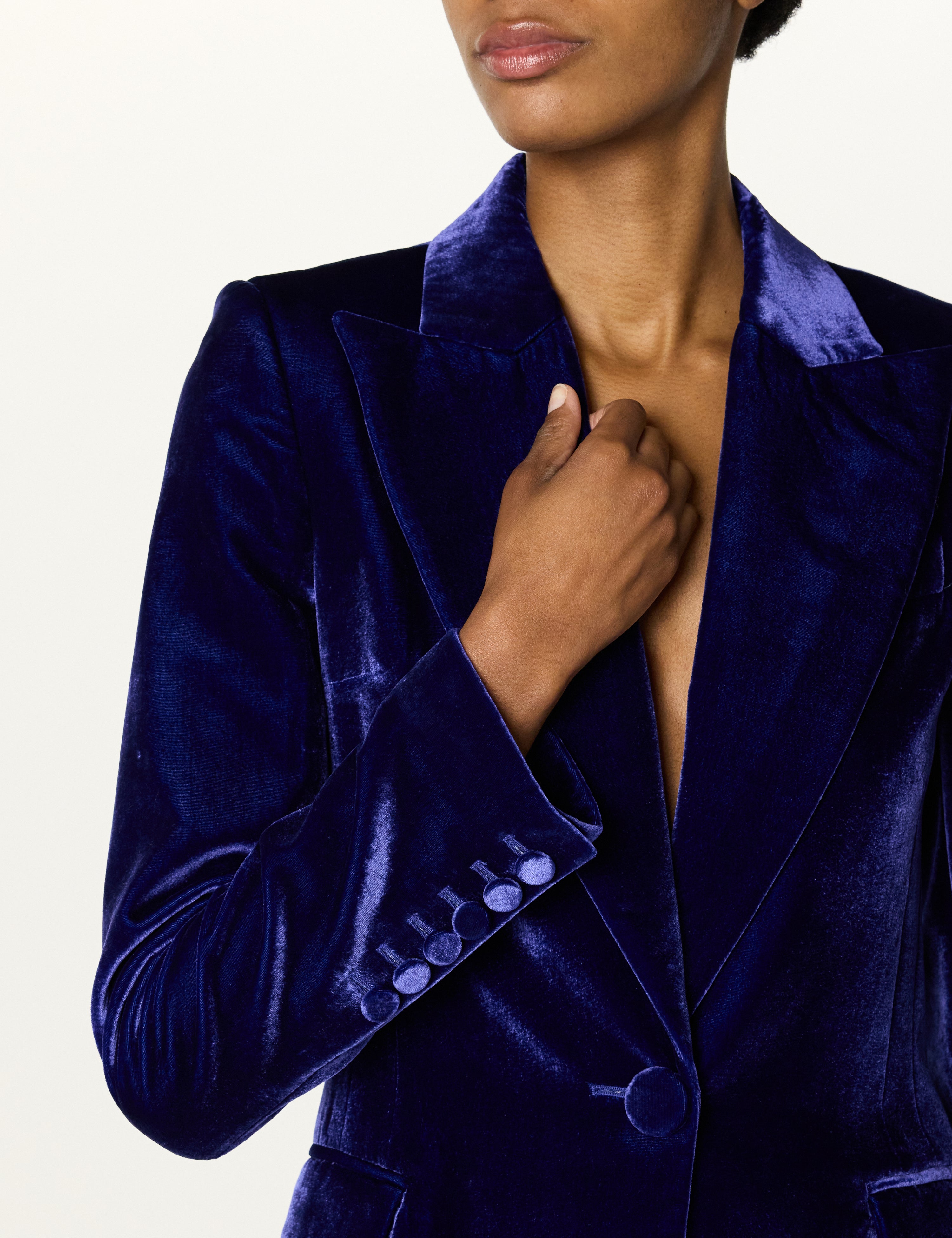 SB Peak Lapel Velvet Blazer